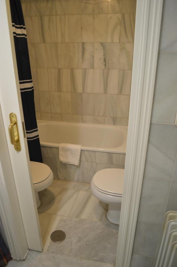 Apartamento Adoratrices Granada Esterno foto